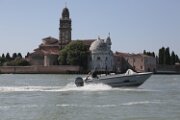 f0448290